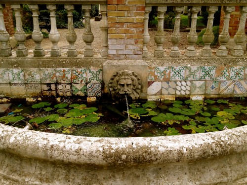 Fountain with lovely tiles in Bari