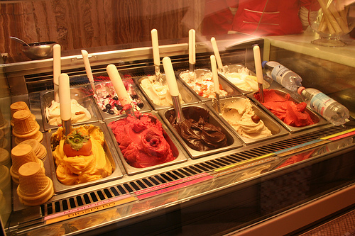 colors and flavors of gelato