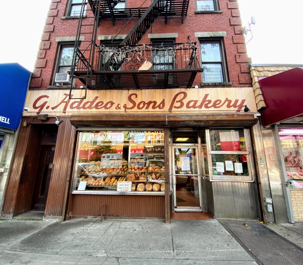 Italian Food Lovers Guide to Bronx’s Arthur Avenue Addeo Bakery