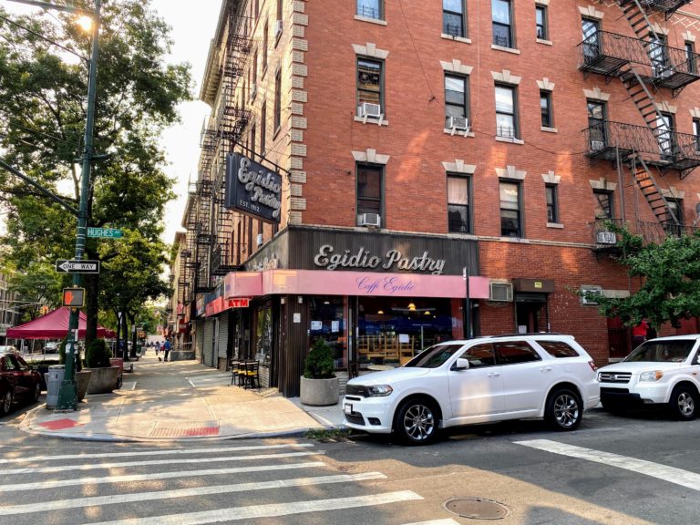 Italian Food Lovers Guide To Bronx’s Arthur Avenue - Melange Travel