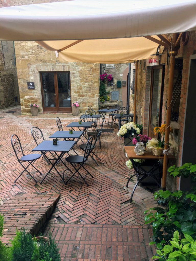 food lovers guide to pienza piccolimini courtyard